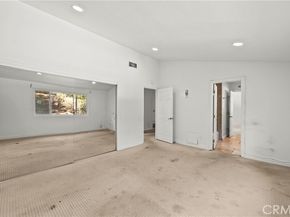 4348 Topanga Canyon, Woodland Hills (los Angeles) CA 91364