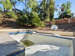 4348 Topanga Canyon, Woodland Hills (los Angeles) CA 91364