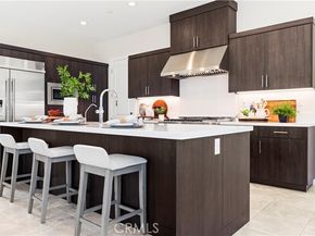 161 Walworth, Lake Forest (el Toro) CA 92630