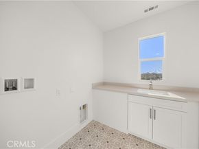 5767 Sunrise Ridge Lane, Lake Forest (el Toro) CA 92679