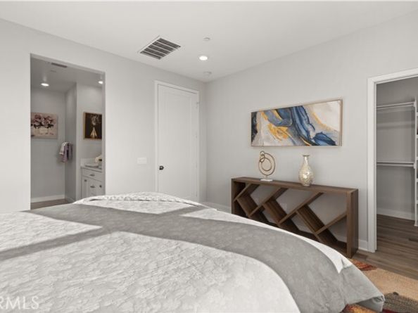 202 Keeper, Irvine CA 92618