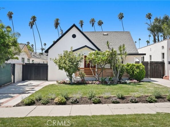 1423 N Coronado, Los Angeles CA 90026