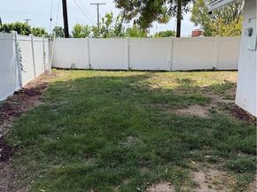 9401 Elsie Avenue, Northridge (los Angeles) CA 91324