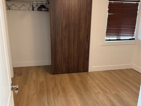 9401 Elsie Avenue, Northridge (los Angeles) CA 91324