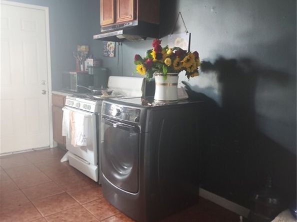 682 E 120th Street, Los Angeles CA 90059