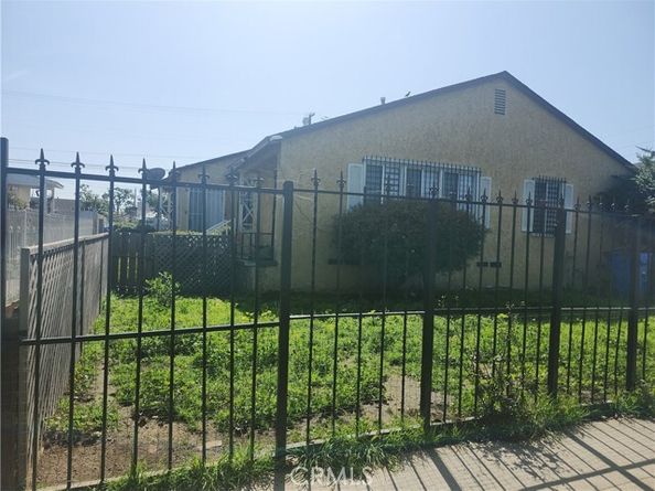 682 E 120th Street, Los Angeles CA 90059
