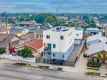 232 E Gage Avenue