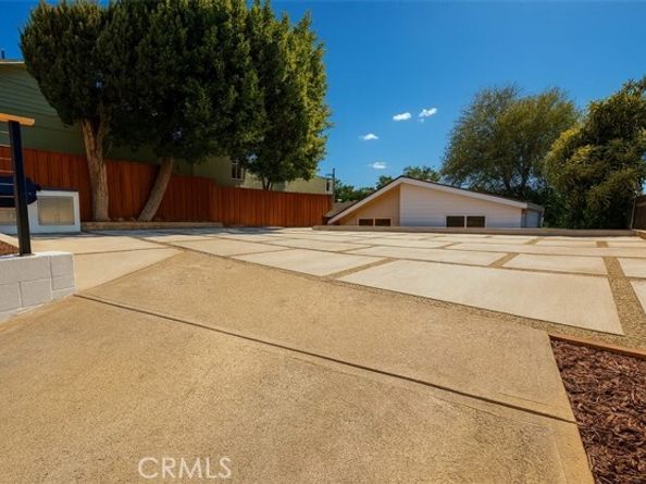 6150 Strickland Avenue, Highland Park (los Angeles) CA 90042
