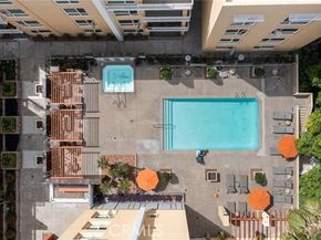 21301 Erwin Street 228, Woodland Hills (los Angeles) CA 91367