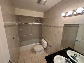 11501 Hatteras Street 2, North Hollywood (los Angeles) CA 91601