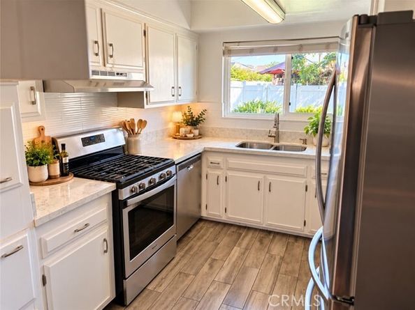 1919 Sherry 64, Santa Ana CA 92705