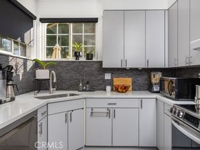 17 Carnegie, San Jose CA 95116