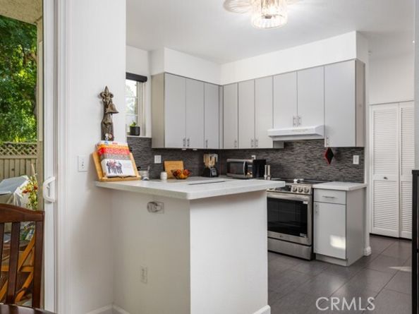 17 Carnegie, San Jose CA 95116