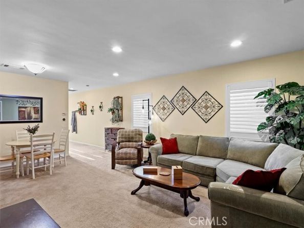 10742 Sharon Avenue, Sunland (los Angeles) CA 91040