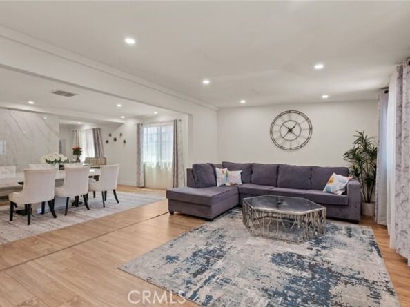 10925 Goss Street, Sun Valley (los Angeles) CA 91352