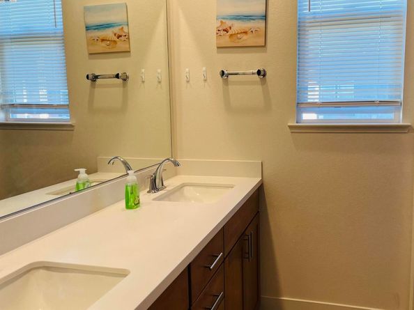 542 Santa Maria Ter 5, Sunnyvale CA 94085