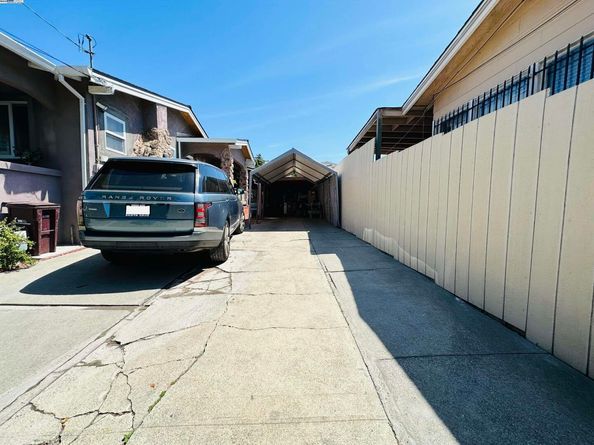 7820 Garfield Ave, Oakland CA 94605