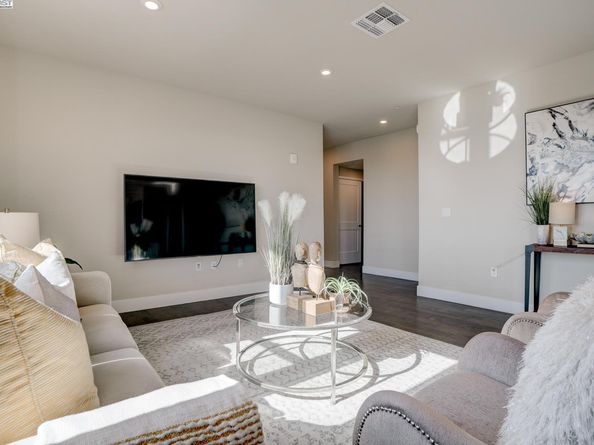 44938 Fremont Blvd 301, Fremont CA 94538