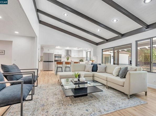 1821 S Main Street, Walnut Creek CA 94595