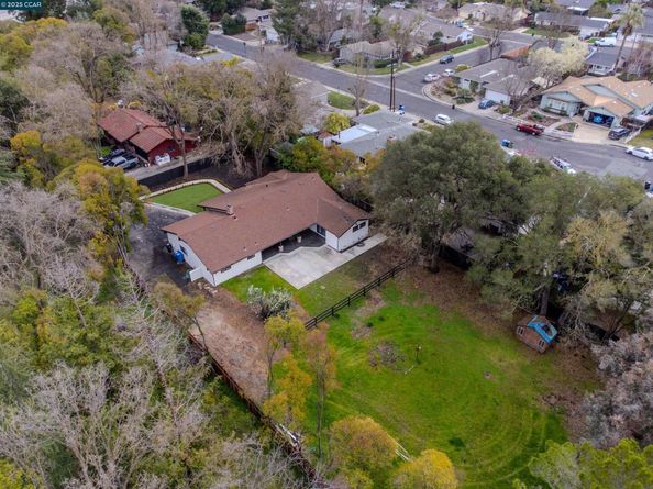1821 S Main Street, Walnut Creek CA 94595