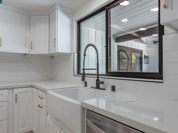 1821 S Main Street, Walnut Creek CA 94595