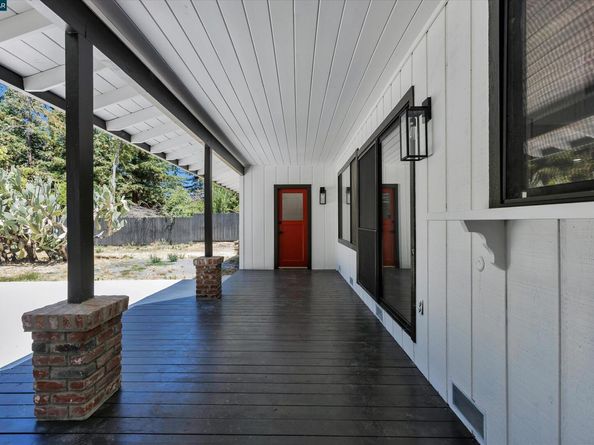 1821 S Main Street, Walnut Creek CA 94595
