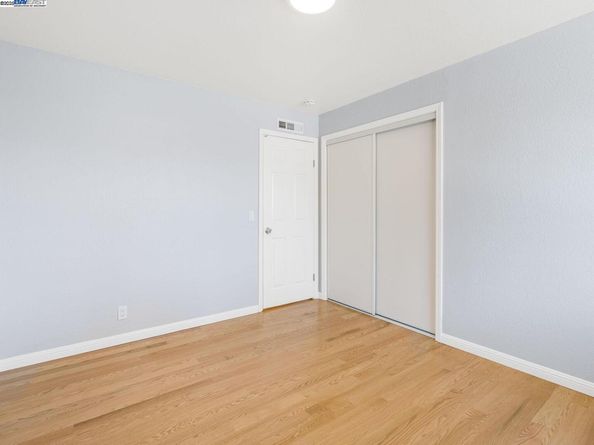 8612 Wicklow Ln, Dublin CA 94568
