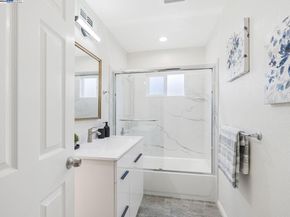 8612 Wicklow Ln, Dublin CA 94568