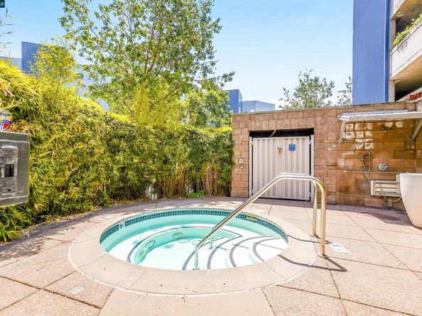 1121 40Th St 4105, Emeryville CA 94608