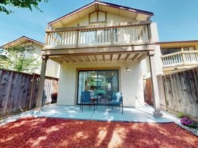 957 Huntington Cmn, Fremont CA 94536