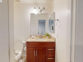 957 Huntington Cmn, Fremont CA 94536