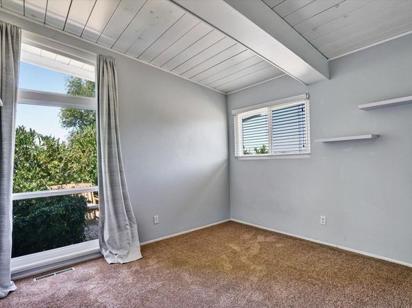 588 E Angela St, Pleasanton CA 94566