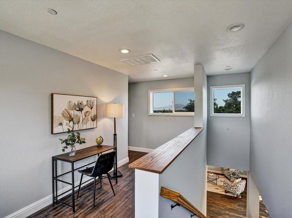 588 E Angela St, Pleasanton CA 94566