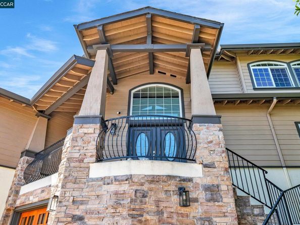 8 Millbrae Cir, Millbrae CA 94030