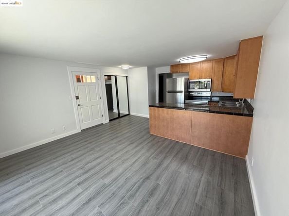 4057 Brant St 8, San Diego CA 92103