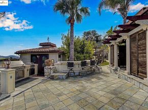 4146 Canyon Rd, Lafayette CA 94549