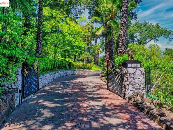 4146 Canyon Rd, Lafayette CA 94549