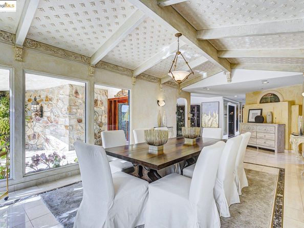 4146 Canyon Rd, Lafayette CA 94549