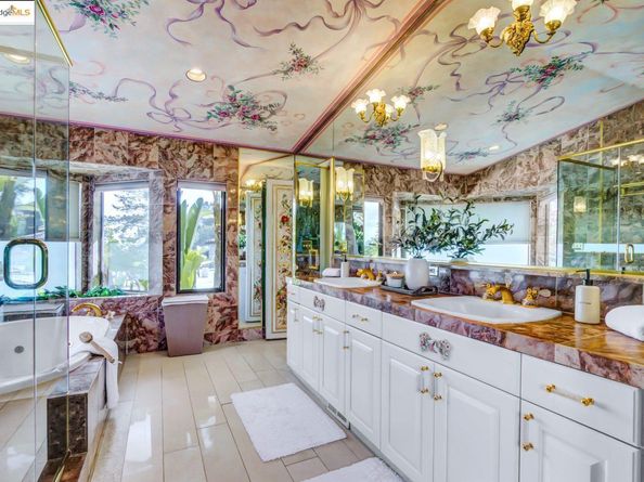 4146 Canyon Rd, Lafayette CA 94549