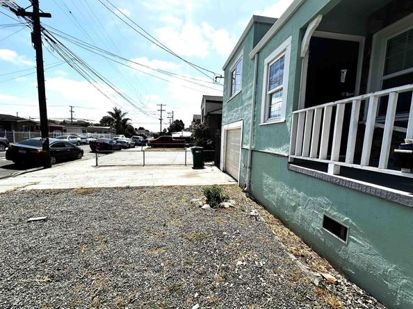 1933 103rd. Ave., Oakland CA 94603