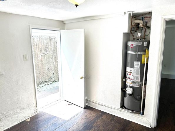 1933 103rd. Ave., Oakland CA 94603