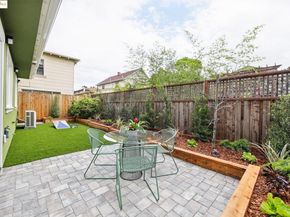 669 Alcatraz Ave, Oakland CA 94609