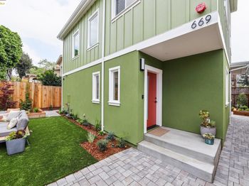 669 Alcatraz Ave