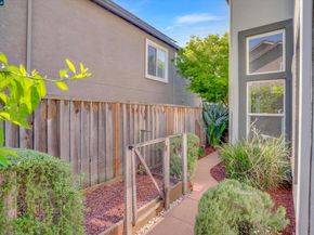 1109 Brittany Hills Ct, Martinez CA 94553
