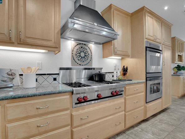 1109 Brittany Hills Ct, Martinez CA 94553