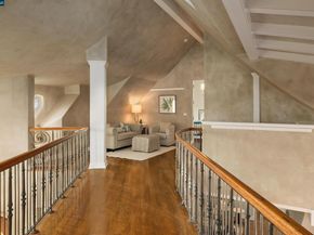 32 Vicente Rd, Berkeley CA 94705