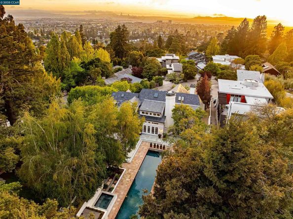 32 Vicente Rd, Berkeley CA 94705