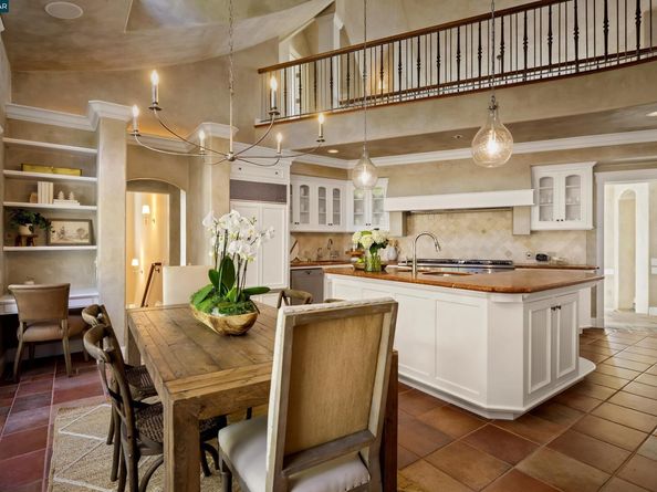 32 Vicente Rd, Berkeley CA 94705