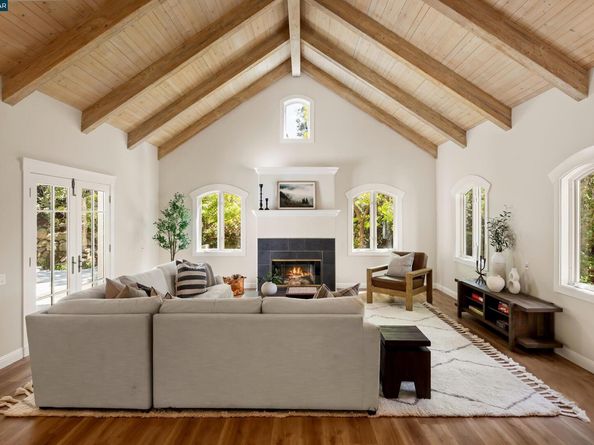 32 Vicente Rd, Berkeley CA 94705