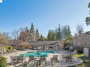 635 Canyon Oaks Dr B, Oakland CA 94605